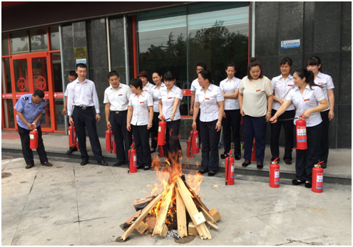 潍坊市中福在线销售厅组织消防演练
