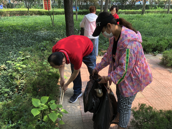 潍坊福彩“福彩之家”公益小分队开展爱护绿色家园公益活动